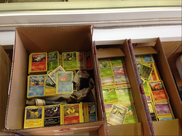 Pokemon 100 Card Lot