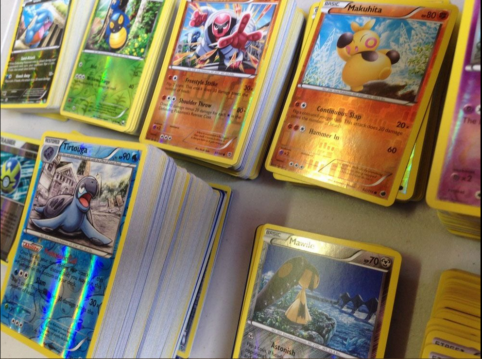  Pokemon TCG: 100 Card Lot Rare, Common, Unc, Holo with
